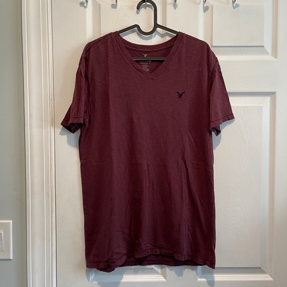 American Eagle Outfitters Other - American eagles men’s vneck